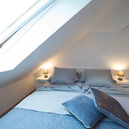 The Roof - Luxury Apartment *