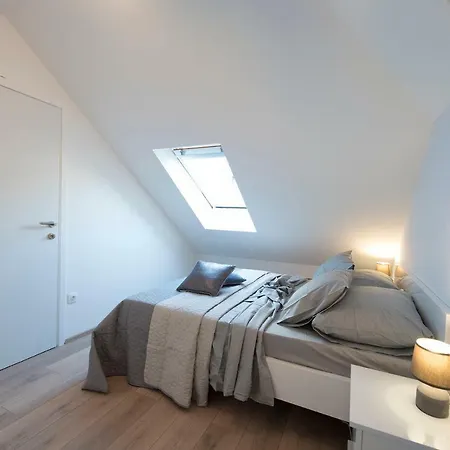 The Roof - Luxury Apartment