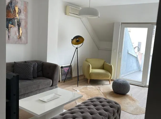 The Roof - Luxury 公寓